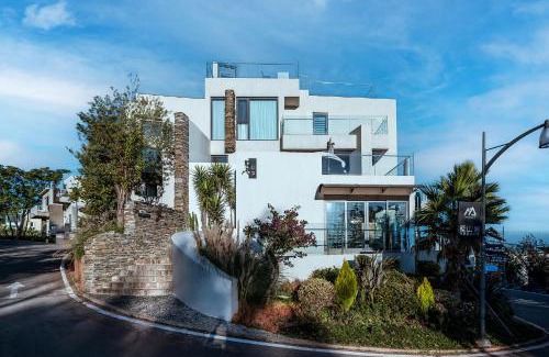 Xiaguan Hotel | Dali Shushanju Seaview Holiday Villa