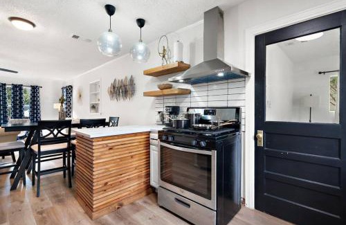 Oak Cliff Apartamento | Dallas Dreamy Den 14 min Downtown