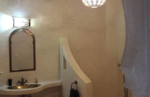 Issen Casa | Dar Hugo - Riad en el campo