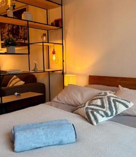 Pforzheim Apartamento | 'Das kleine Feine' - Ruhige, helle Ferienwohnung mit Parkplatz und Balkon