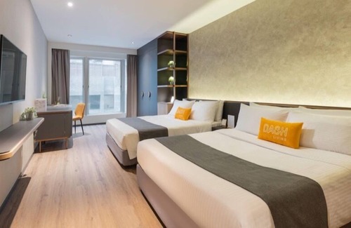 Tsim Sha Tsui Hotel | Dash Living on Prat