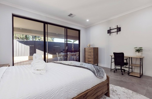 Dawesville Casa | Dawesville Dream by Swan BnB Management