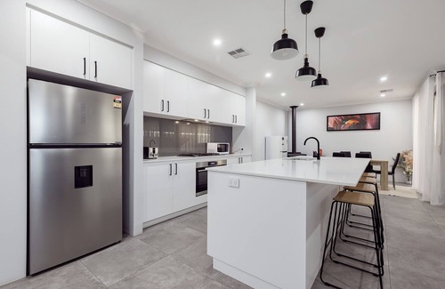 Dawesville Casa | Dawesville Dream by Swan BnB Management