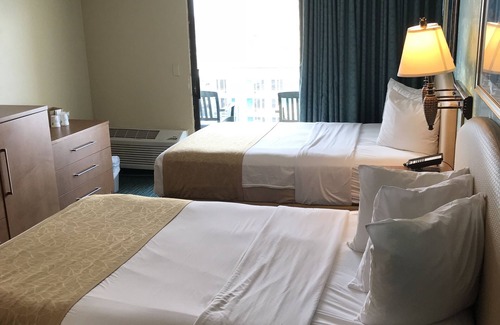 Van Valzah Hotel | Days Inn by Wyndham Daytona Oceanfront