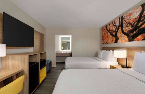 Emporia Hotel | Days Inn by Wyndham Emporia