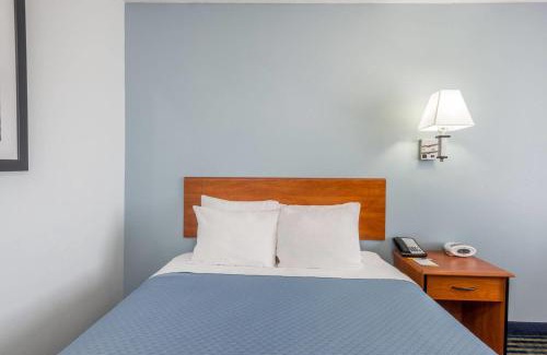 East Las Vegas Hotel | Days Inn by Wyndham Las Vegas