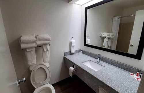 Lexington - Salisbury Hotel | Days Inn by Wyndham Lexington