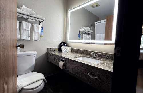 Mankato Hotel | Days Inn by Wyndham Mankato