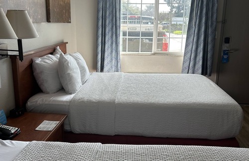 Turlock Hotel | Days Inn by Wyndham Turlock