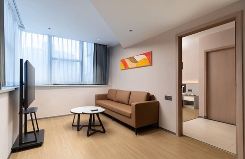 Xiangzhou District Hotel | Days Inn by Wyndham Zhuhai Qinglv Road