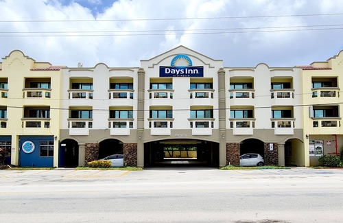 Tamuning Hotel | Days Inn Guam-Tamuning
