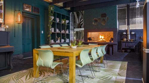 Prince Albert Casa | De Kleine Prince - A Reimagined Village Home