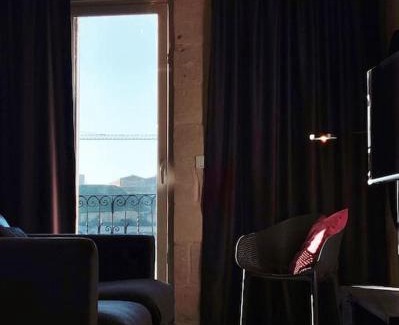 Cospicua Apartamento | Deck 3 Savynomad Harbour Residences wow Views