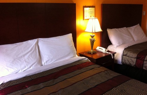 Deep River Hotel | Deep River Motel