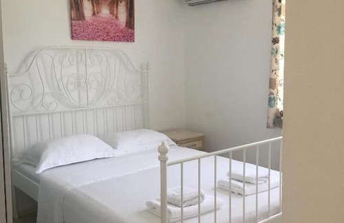 Tokoglu Cama Y Desayuno | Defne Ev Hotel