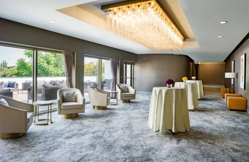 Ontario Hotel | Delta Hotels by Marriott Ontario Airport