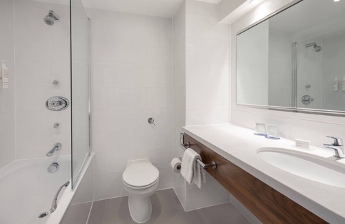 Castle Hotel | Delta Hotels by Marriott Swansea