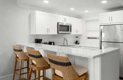 The Bight Complejo | Deluxe 1 BR, All-Inclusive Suite at Alexandra Resort