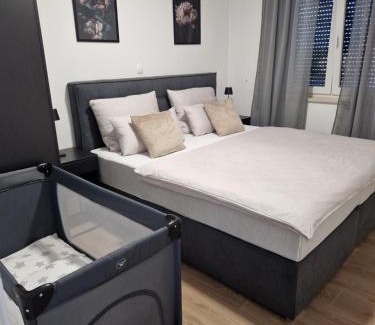 Nin Apartamento | Deluxe Apartment Mila