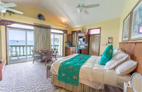 West End Hotel | Deluxe Junior Suite