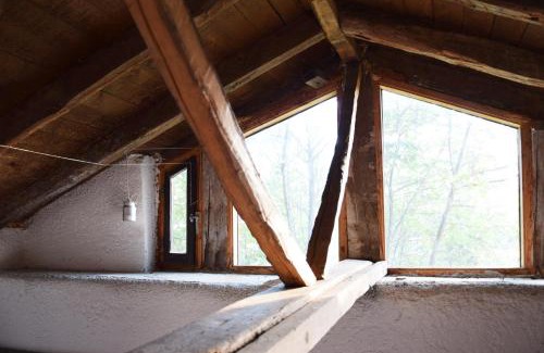 Arnaia Casa | Dendrocopos Medius