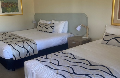 Deniliquin Hotel | Deniliquin Country Club Motor Inn