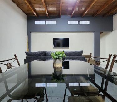 Maipú Apartamento | Departamento centro Maipú Mza, sobre ruta del vino, equipado para 4 personas