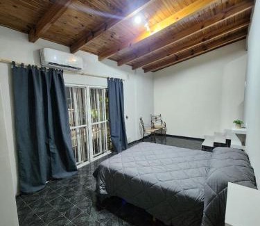 Maipú Apartamento | Departamento centro Maipú Mza, sobre ruta del vino, equipado para 4 personas