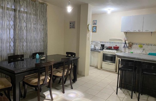 Manta Apartamento | Departamento familiar cerca de playa Murcielago MANTA