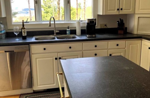 Beebe Plain Casa | Derby Manor Close to Jay Peak, cross country skiing, bike trails , lakes