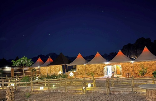 Wadi Rum Cabaña | Desert Oasis Lodge in Wadi Rum