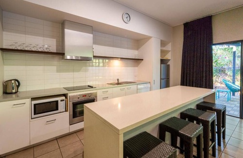 Cable Beach Villa | Desert Rose Private Resort Villa STRA6726PNON1LD4