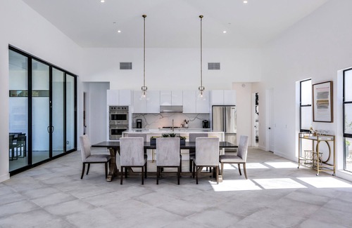 Rancho Mirage Casa | Modern Paradise- 4 King Ensuites