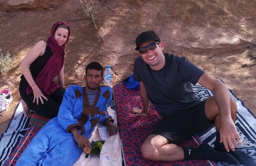 M'Hamid El Ghizlane Alquiler De RV | Campo de desertbrise