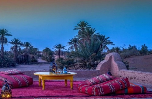 M'Hamid El Ghizlane Alquiler De RV | Campo de desertbrise