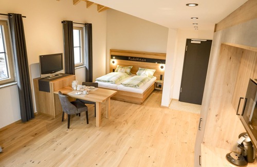 Muenchberg Apartamento | Design apartment with barrier-free bathroom