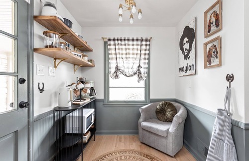 Indianapolis Casa | Designer 2 bedroom, 1 acre retreat in the city