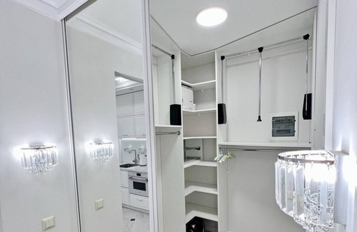 Pervomaysky District Apartamento | Designer Apartments near Dana Mall