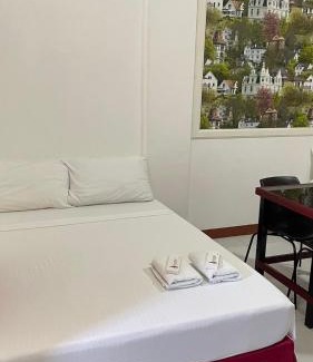 Calapan Hotel | DESTINY'S PLACE HOTEL - STAY COOL THIS SUMMER! COLD ROOMS! CHEAPEST RATE! NEAR ROBINSONs XENTRO MALL!