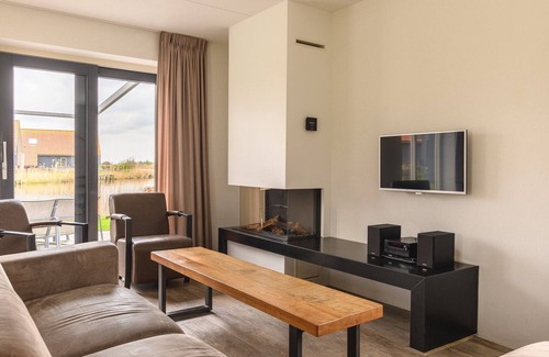 Saint Johannesga Villa | Detached holiday home for up to 8 people with sauna