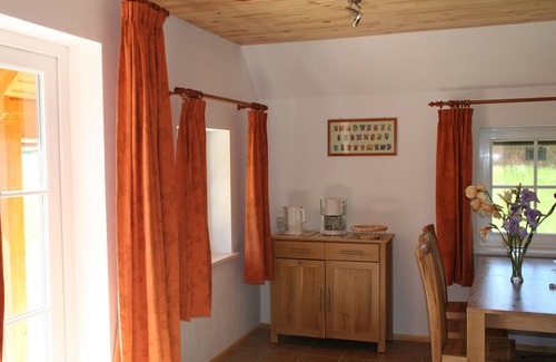 Kuldiga Cabaña | Casa unifamiliar rodeada de bosques y prados, a 250 m del lago.
