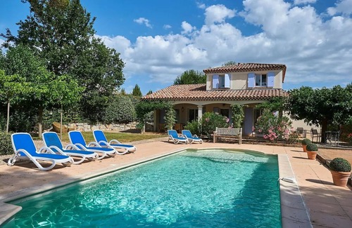 Nans-les-Pins Villa | Unabhängige Villa, 2 Bäder, privater Pool 6 Personen