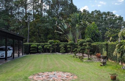 Kluang Casa | D’Garden Cottage with big field