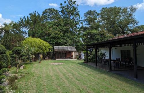 Kluang Casa | D’Garden Cottage with big field
