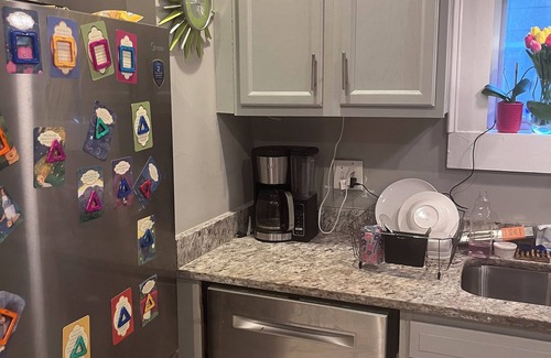 Pittsburgh Villa | Diamond in the Ruff. 1-bedroom villa with private office and studio.