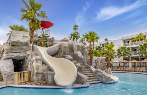 Canyon Corridor Apartamento | Diamante - Palm Canyon Resort - 2BD