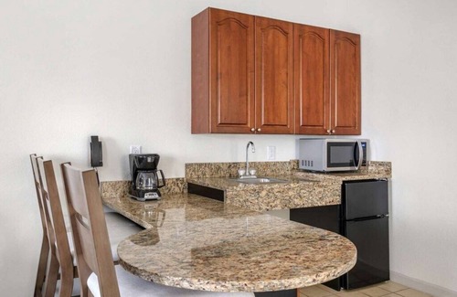 Mishawaka Villa | Diamond Resorts Varsity Clubs of America - South Bend - Studio