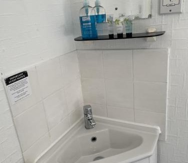 York Casa | Diamonds Villa near York Hospital