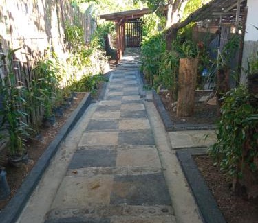 Bayan Hotel | Dimas Cottage