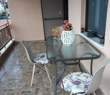 Kallirakhi Casa | Dimitra's Garden Villa